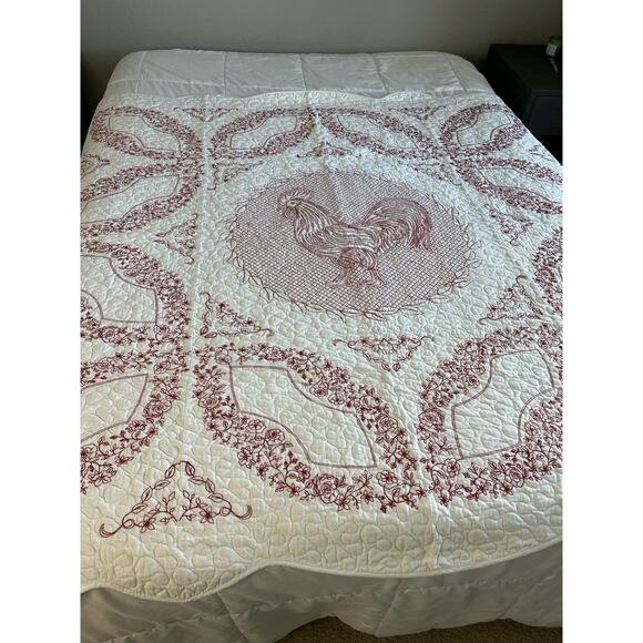 100% Cotton - Country Living - Handcrafted Throw Quilt Red Floral Design- 60x60 - Picture 1 of 6